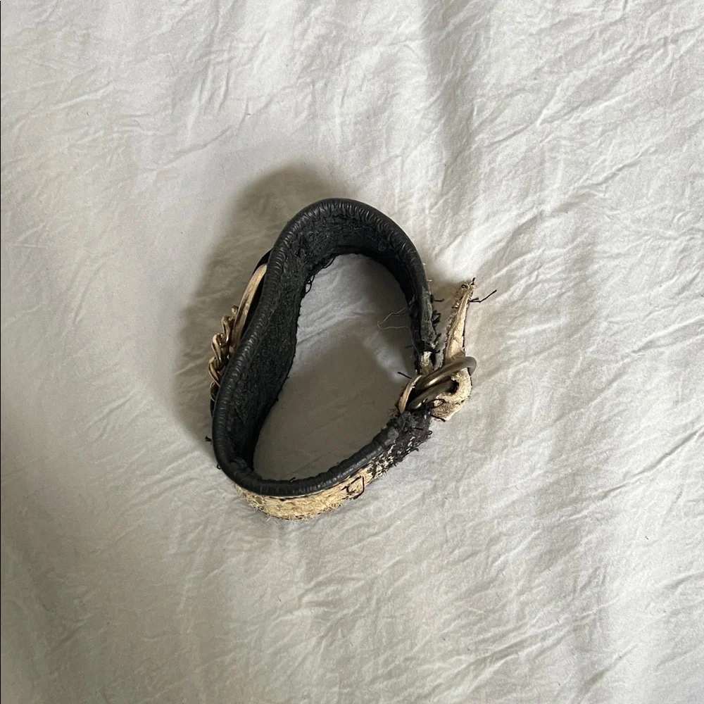 Elegant Black and Gold Women's Bracelet